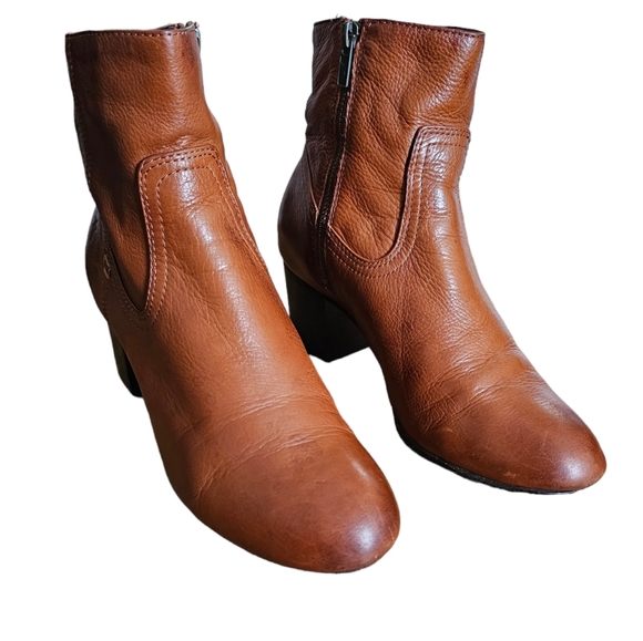 Frye Shoes - Frye Stella Zip Short Boots Size 8 Whiskey